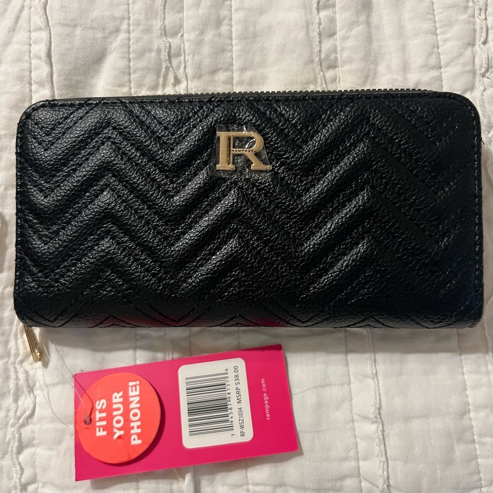 Rampage black chevron NWT zip phone wallet